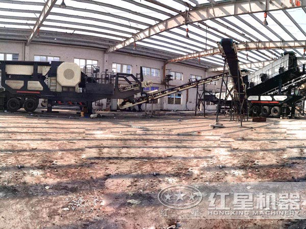 流動碎石生產(chǎn)現(xiàn)場