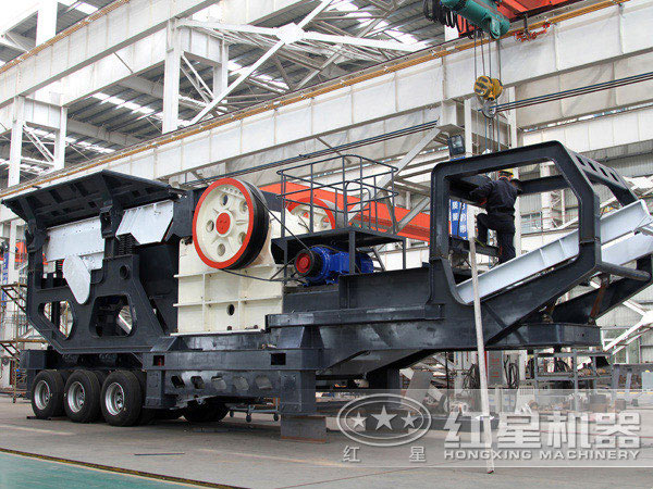 流動顎式碎石機(jī)